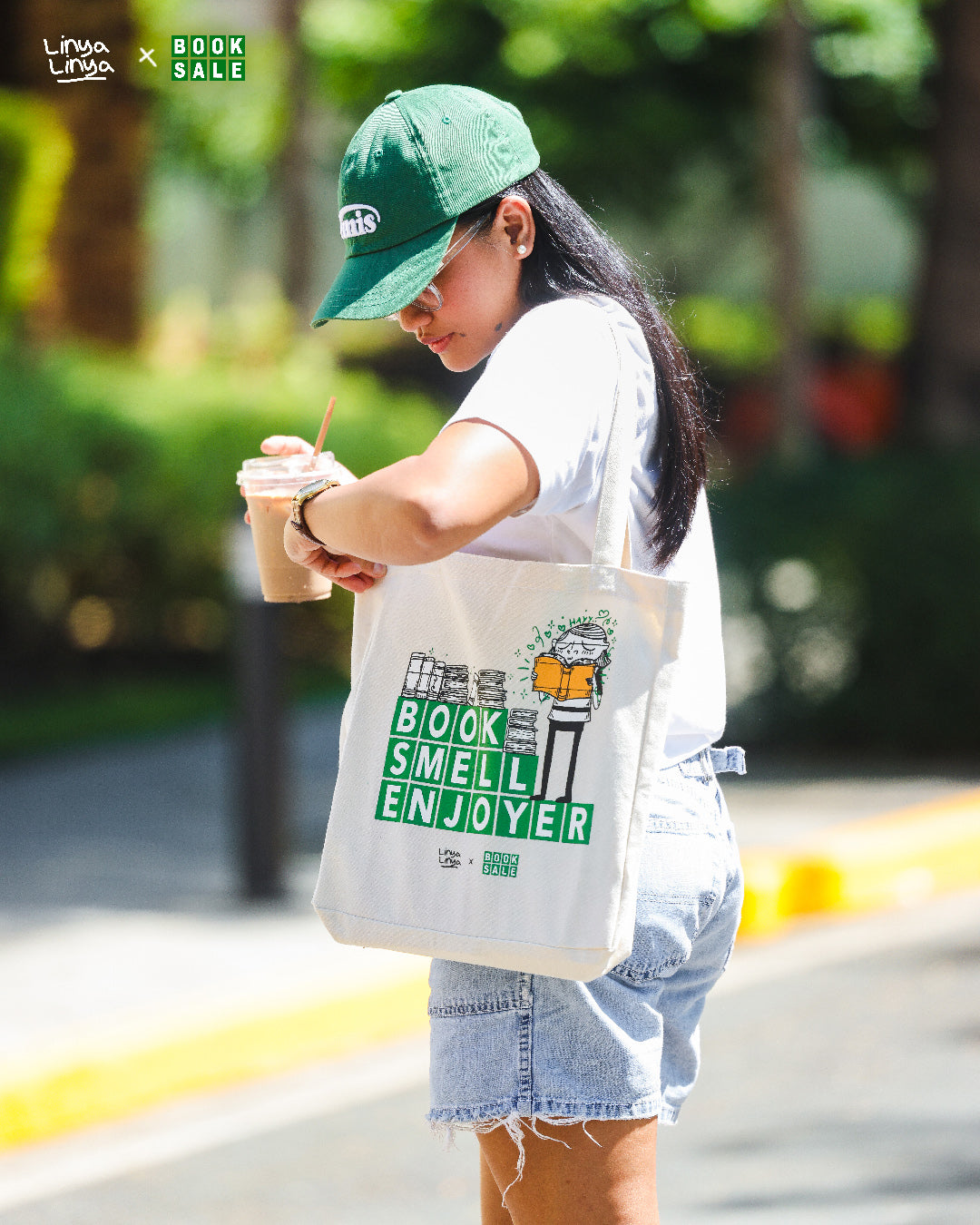 Linya-Linya X Booksale Totebag: Booksmell Enjoyer