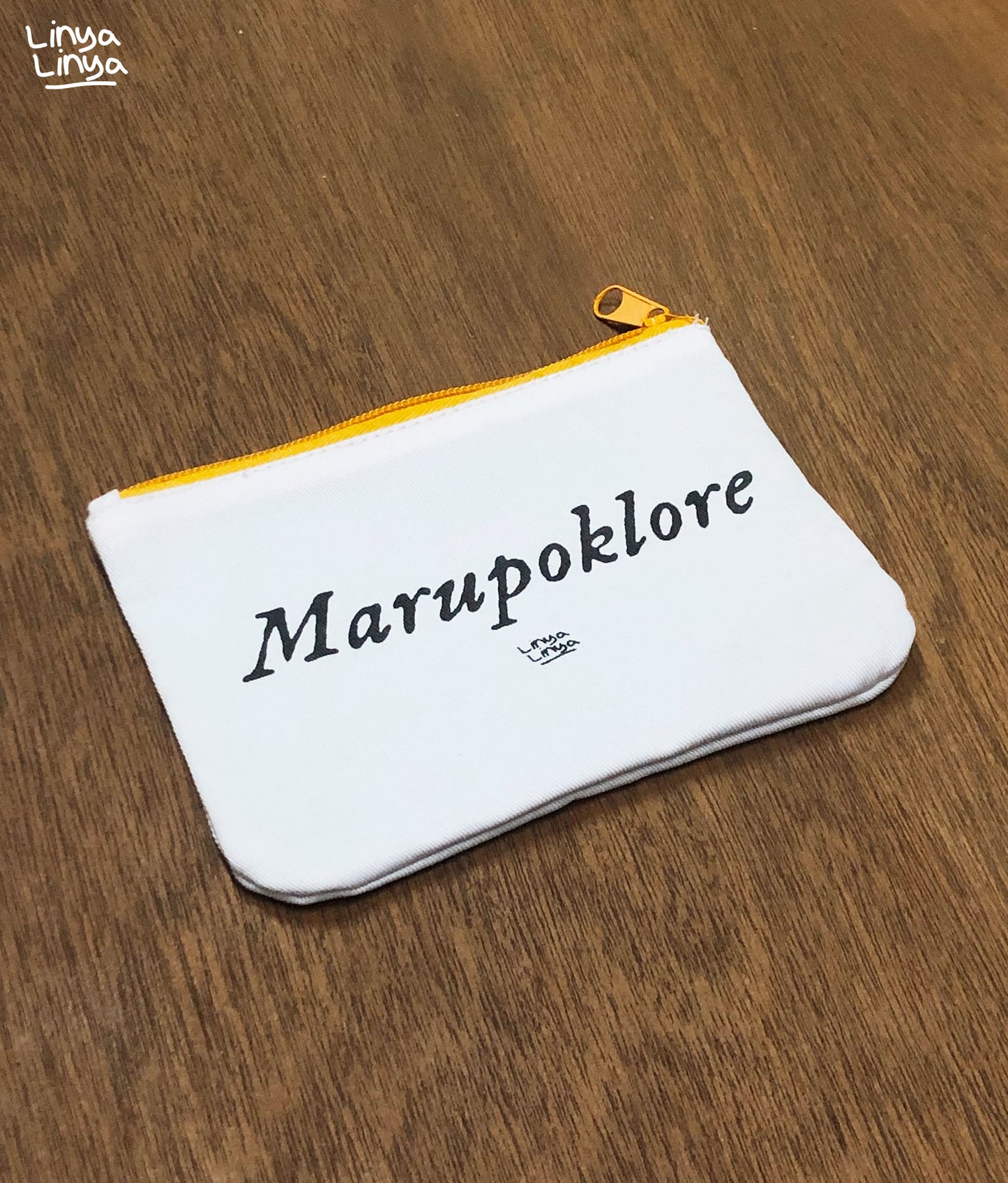 Pouch: Marupoklore (White)